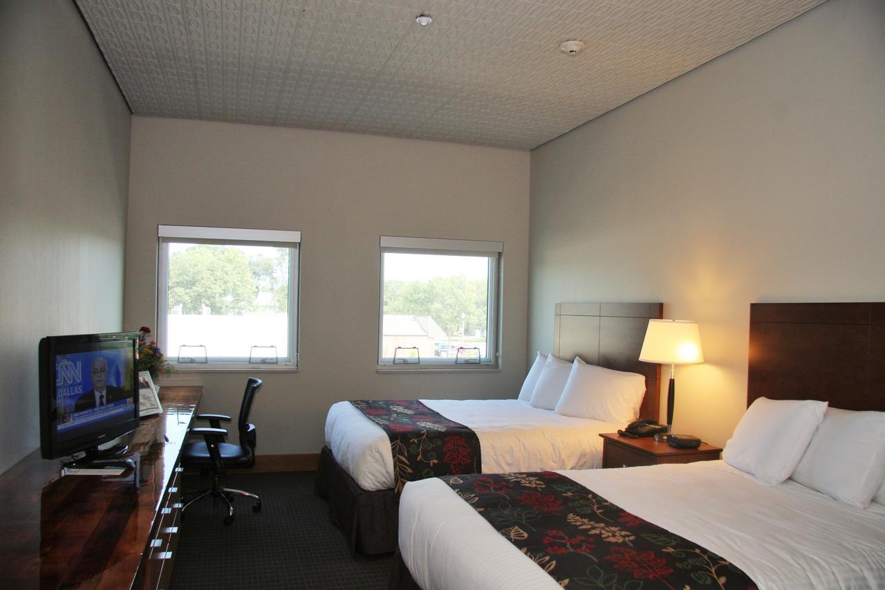 Watercrest Hotel And Conference Center Howard ภายนอก รูปภาพ